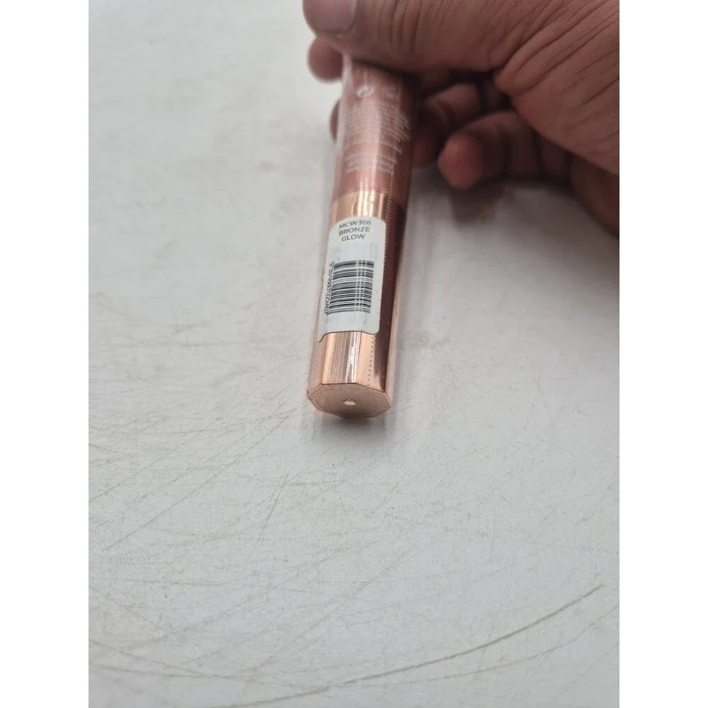 MCoBeauty Highlight and Glow Beauty Wand Liquid Highlighter Bronze